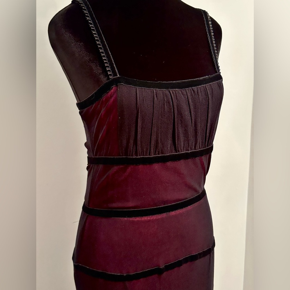 Sold! Elegant vintage style dress!